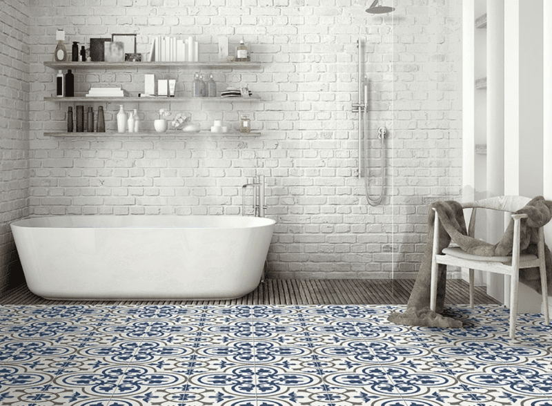 Bathroom using porcelain encaustic tiles