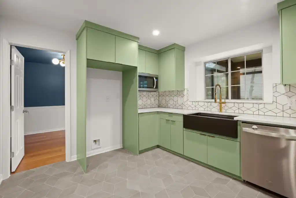 kitchen-tap-appliance-cabinets-doorway-1024x683